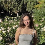 Profesora titulada en traducción. Imparto clases de inglés, francés, español y valenciano en Valencia y online